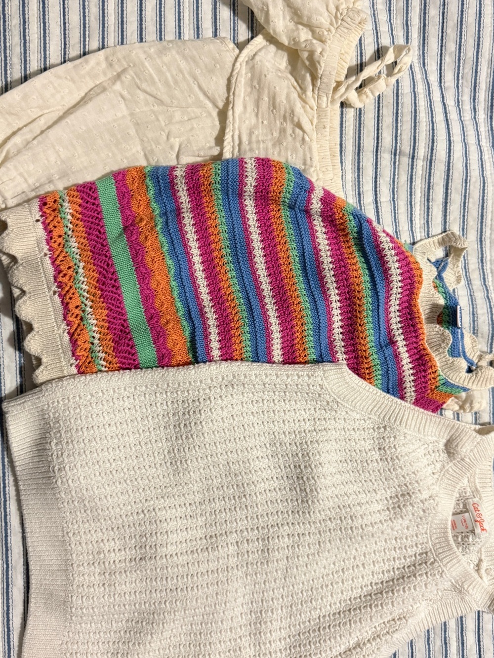 3 Girls tops